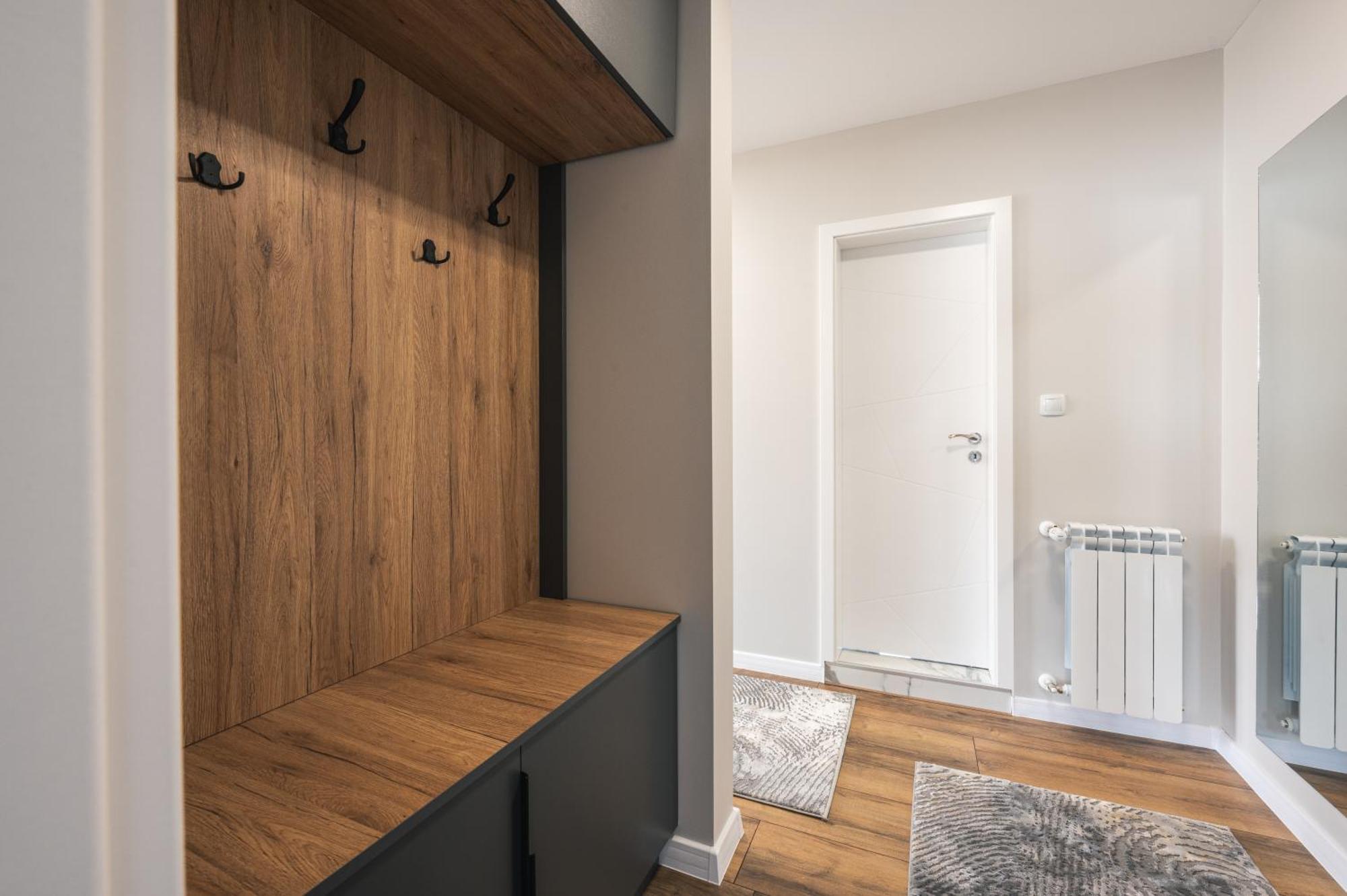 Apartment 4